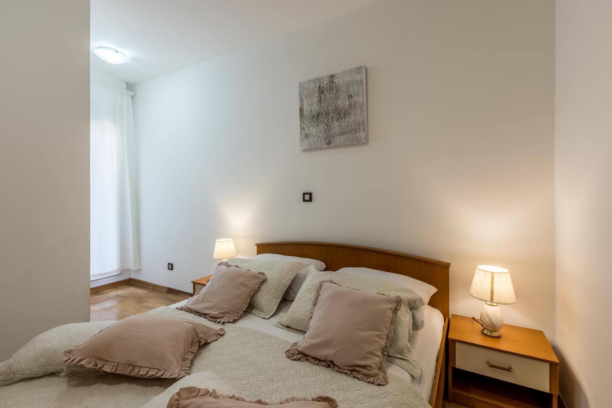 Apartment Split Karoglan Bagian luar foto